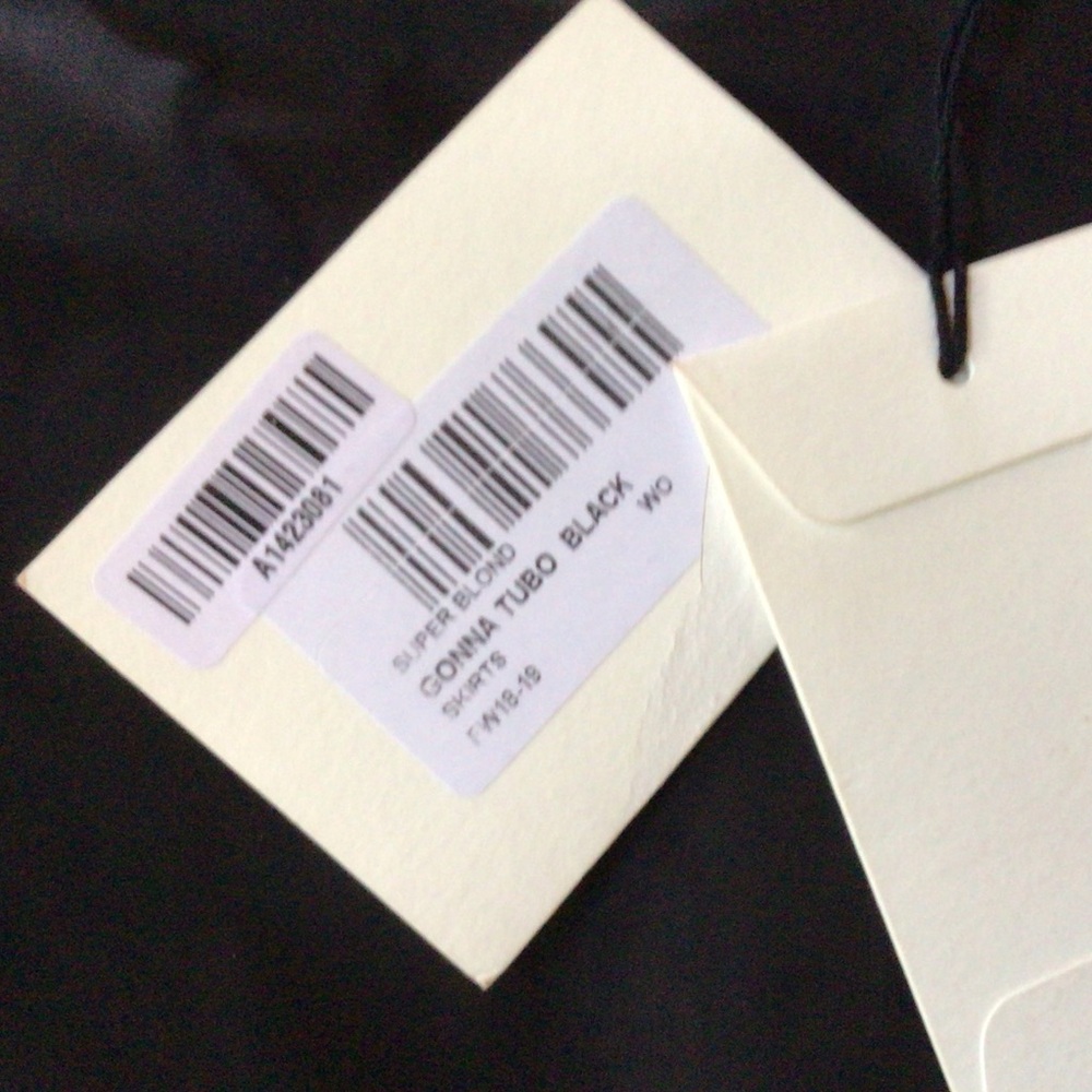 Super blond Tubo Skirt, Black, Size 38, New with tags - Picture 6 of 6